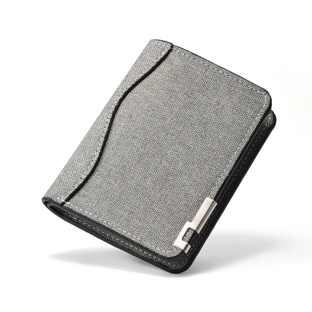 Men's Minimalist Wallet with Metal Accents and Solid Color Design, Capable of Holding Banknotes, Credit Cards and a Card Holder.