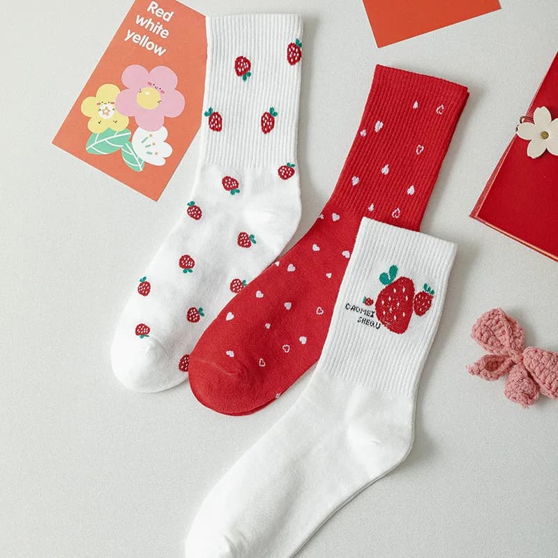 Cotton Socks Women Strawberry Heart Print Japanese Style