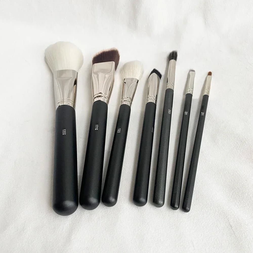 Makeup Brushes Set 135s Powder 171S Foundation 133 Cheek Blush 286s Tapered Eye Blending 106 Concealer Cosmetic Brush Kit