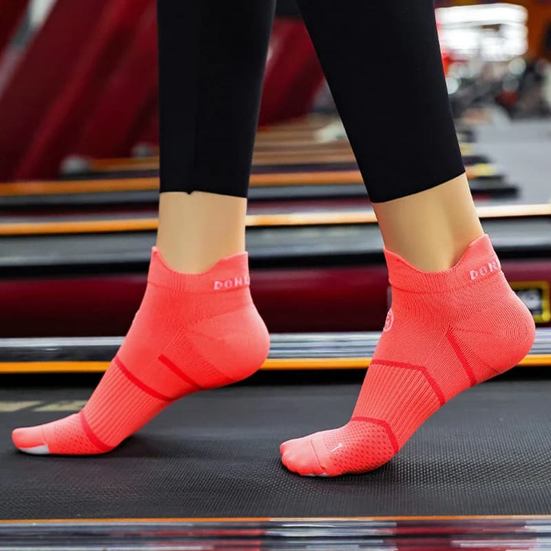 Men's and Women's Sport Crew Socks