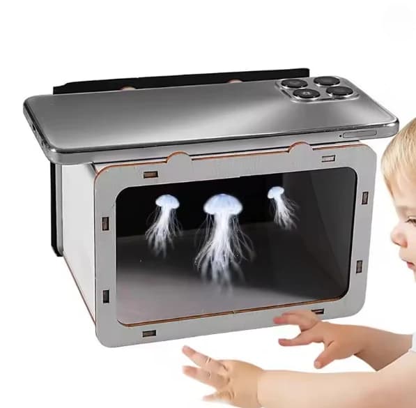 3D Holographic Projector for Smartphone