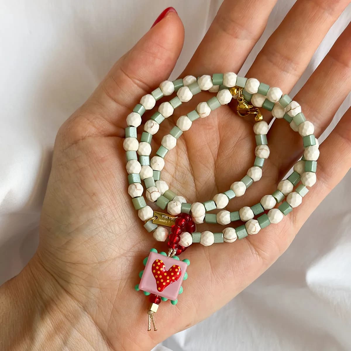 necklace D