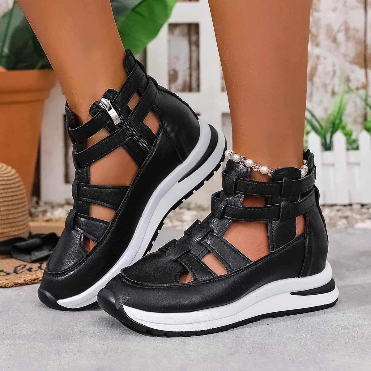 Women's Closed Toe Wedge Sandals with Buckle Strap