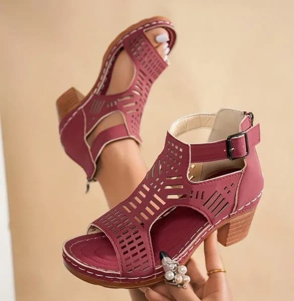 37 / Burgundy
