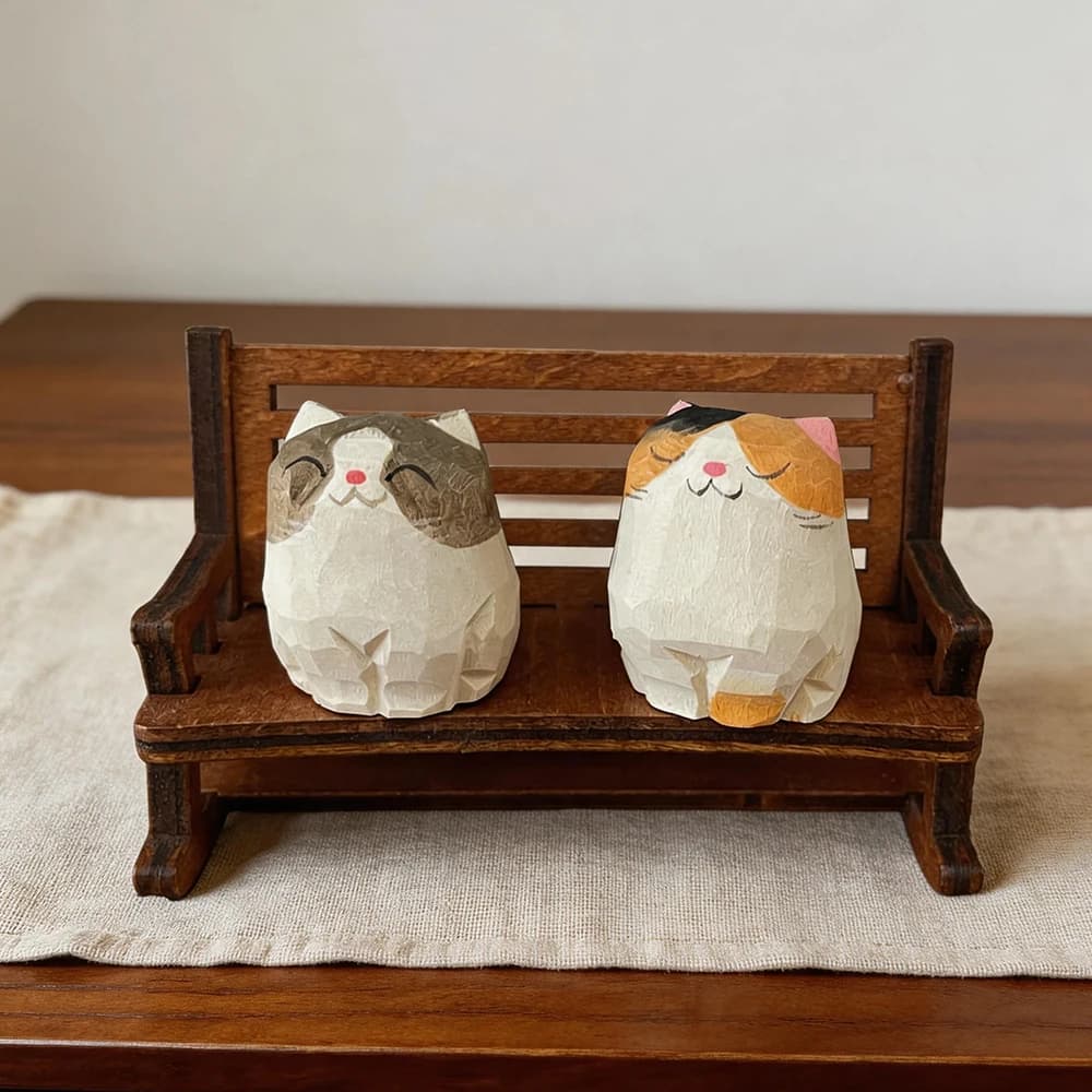 Hand Carved Wooden Cat Figurines Cute Kitten Statue with Mini Bench Home Orange Calico Cat Ragdoll Cat Desktop Ornament Gift