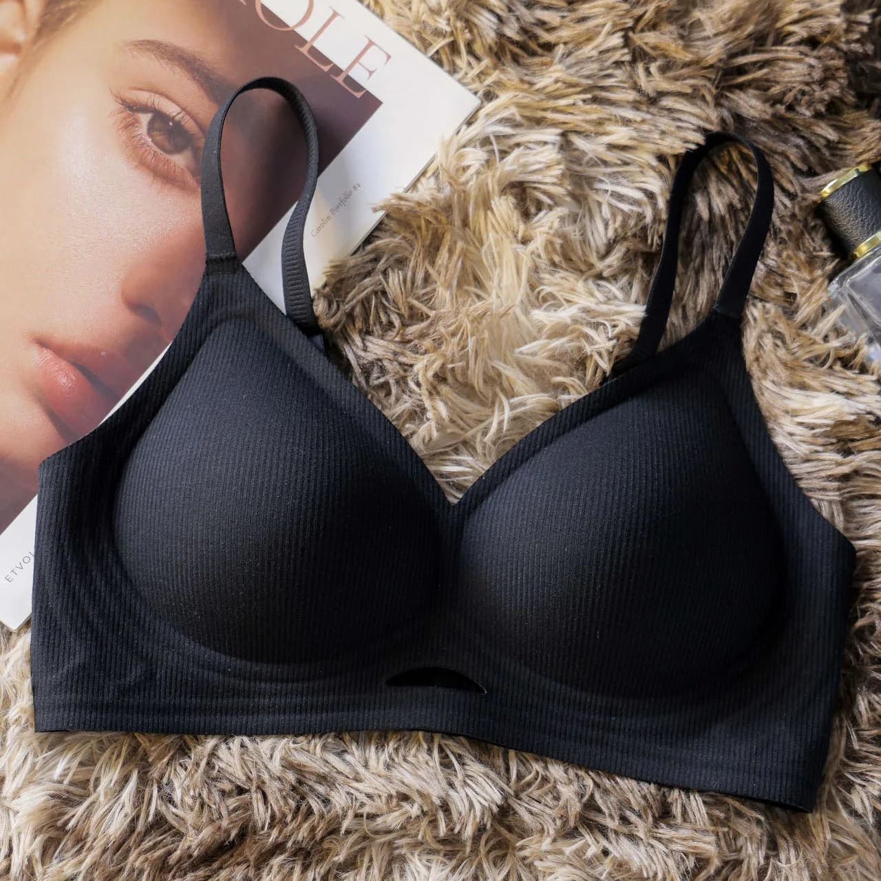 Seamless Wire-Free Push-Up Bra