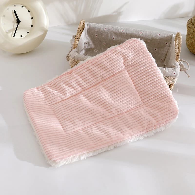 Fleece Winter Bed Mat for Small Pets