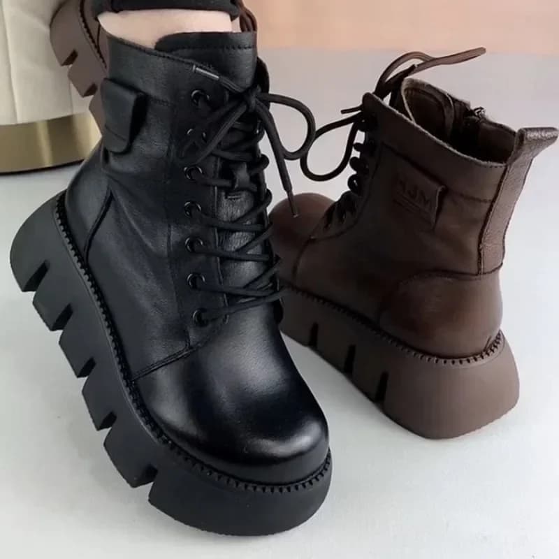 Women's Wool-Lined Winter Platform Boots
