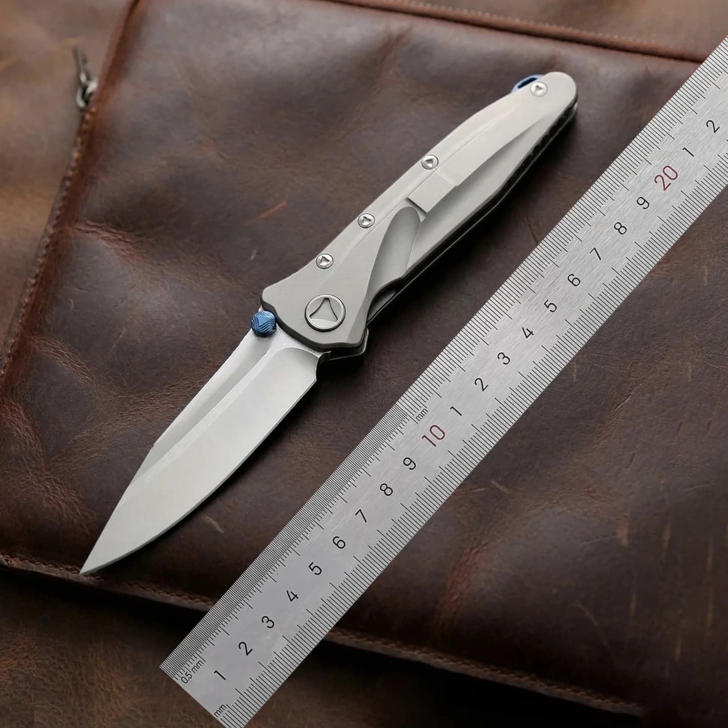 Delta - Compact High-Strength Folding Knife, EDC Personalized Knife, Titanium Alloy Handle, Home Use Fruit Cutting Knife