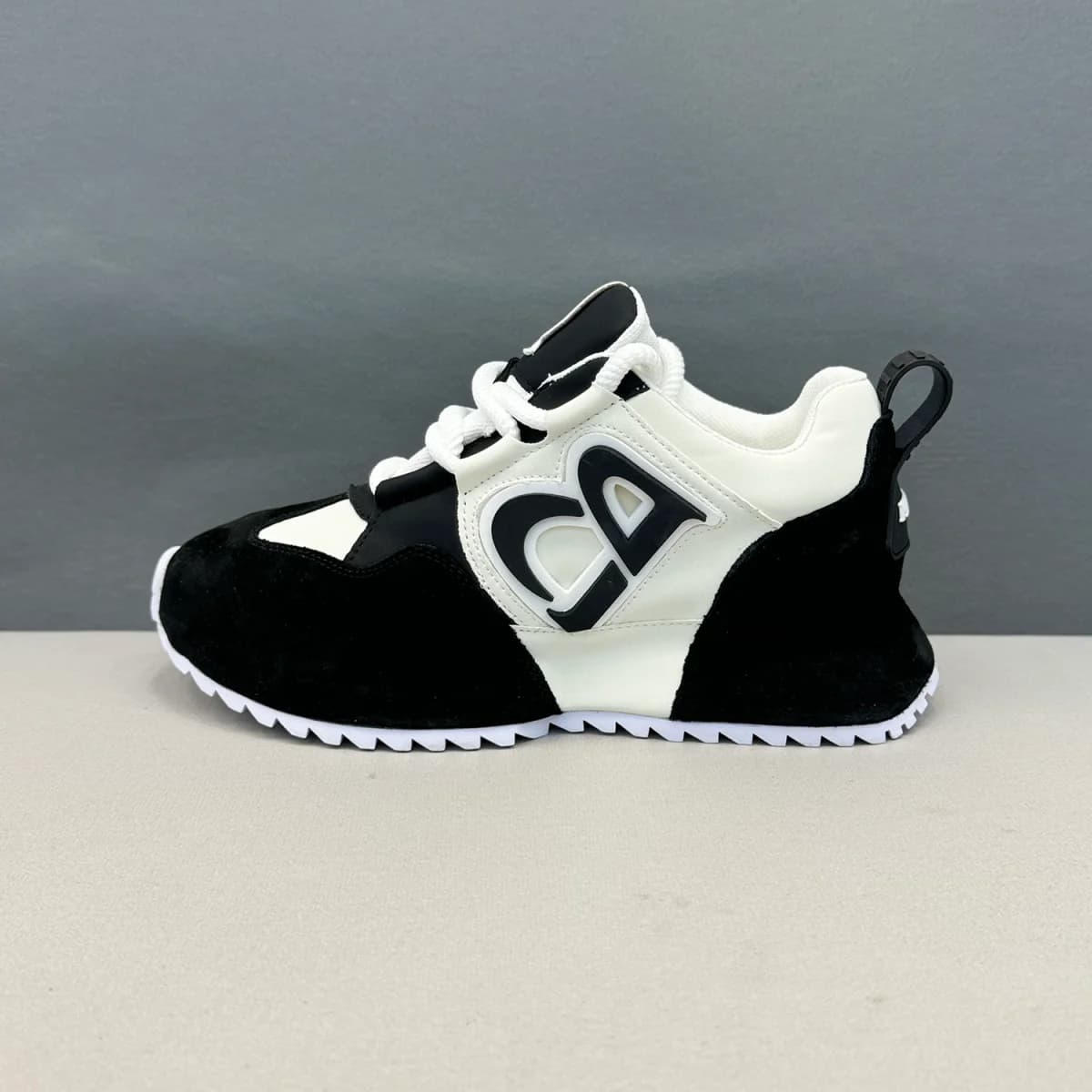 Sneakers Man High-top Comfortable Winter Lace-up Casual Walking Shoes Outdoor Sports Fashion Luxury Design Walking Shoes Men