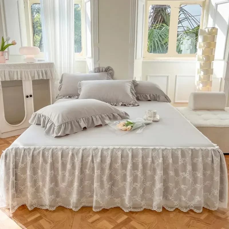Three Layer Gauze Lace Bed Cover with Ruffled Edge