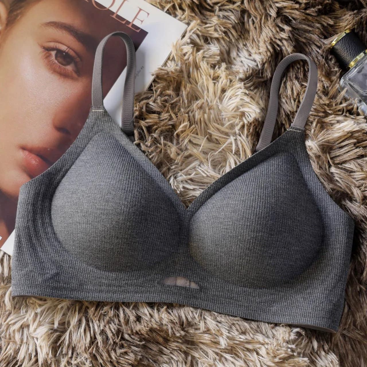 Seamless Wire-Free Push-Up Bra