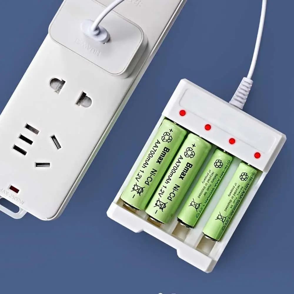 AA Rechargeable Battery Smart Charger
