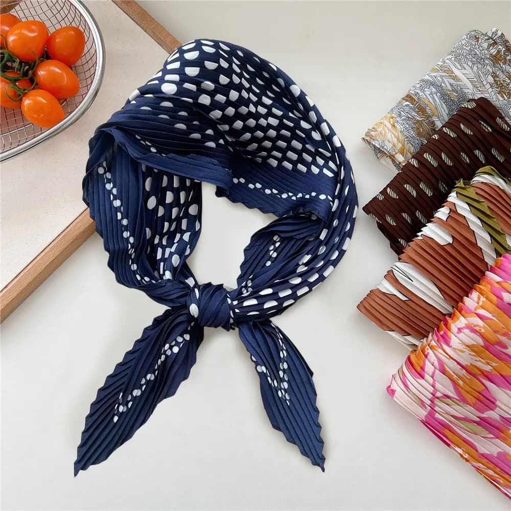 Fold Square Scarf Women Spring Summer Fashion Bandanas Bag Hat Head Hair Shawl Wraps Elegant Lightweight Luxury Hair Accessories