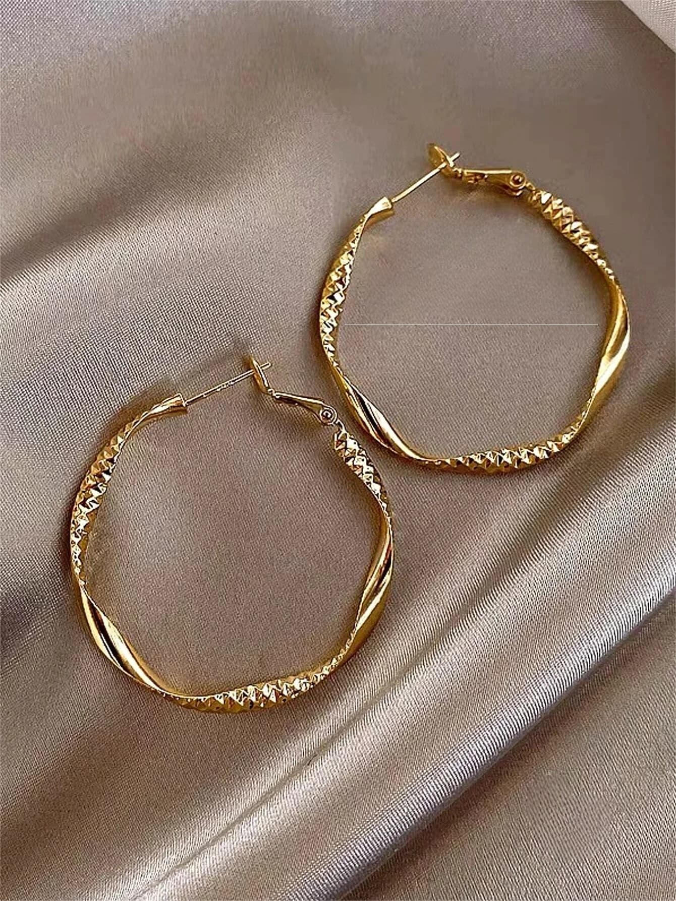 Elegant Silky Finish Drop Earrings