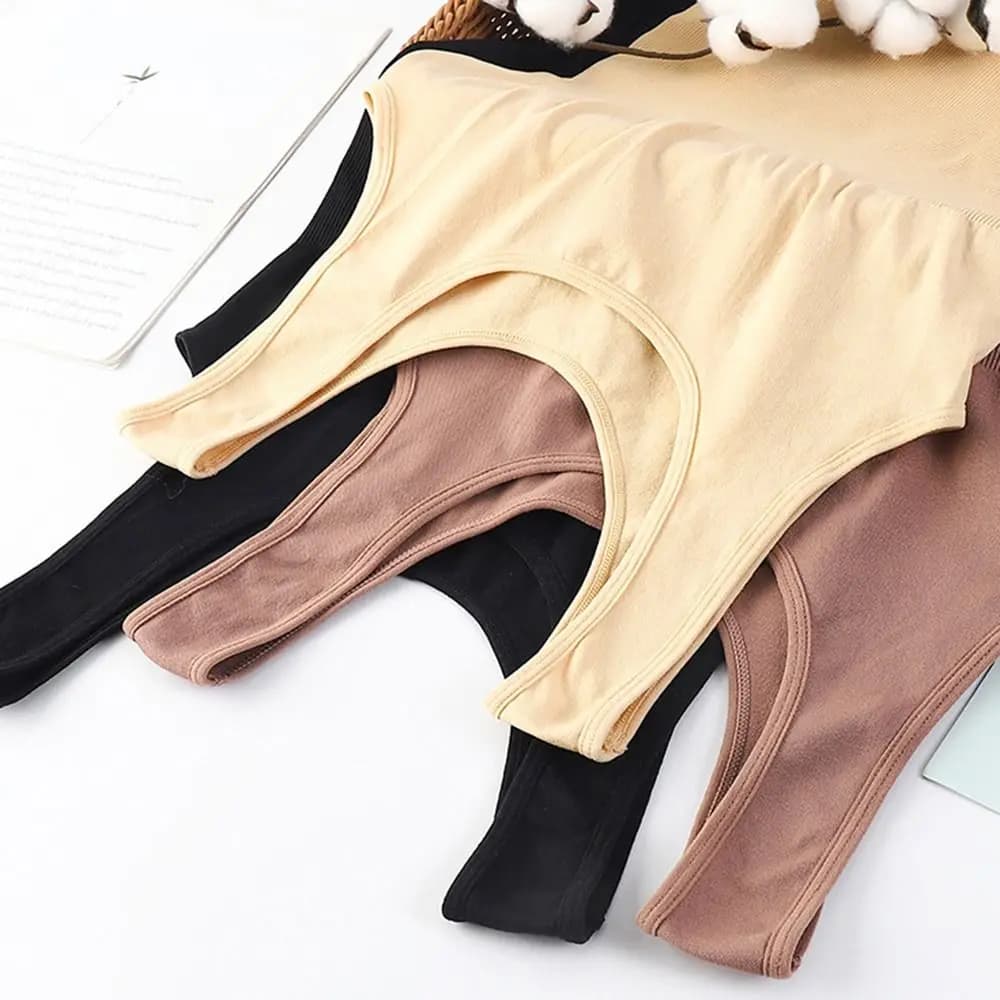 Seamless Breathable Nylon Briefs