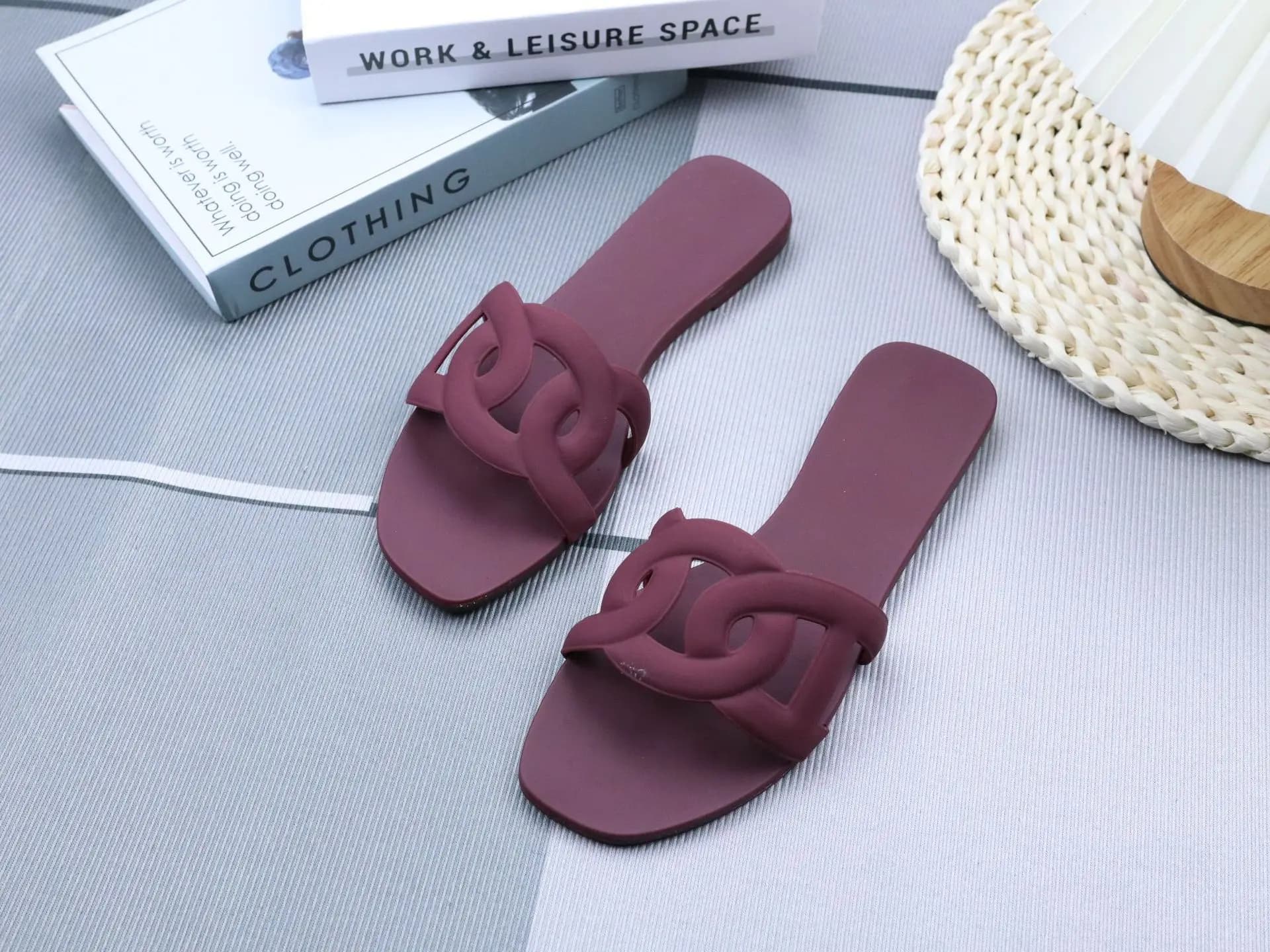 Women's Hollow Flat Sandal