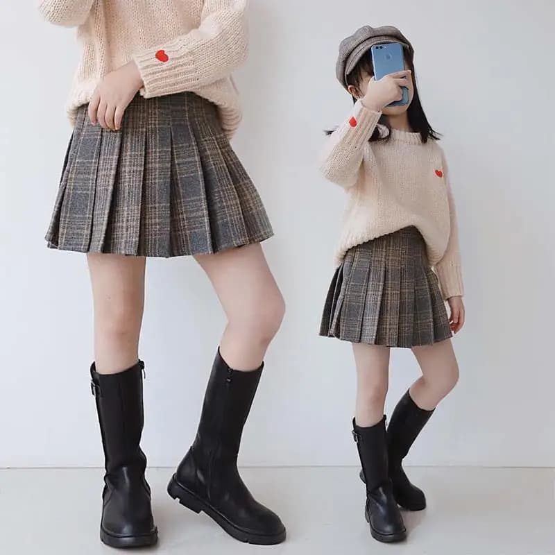 Girls Pleated Plaid Winter Wool Skirt