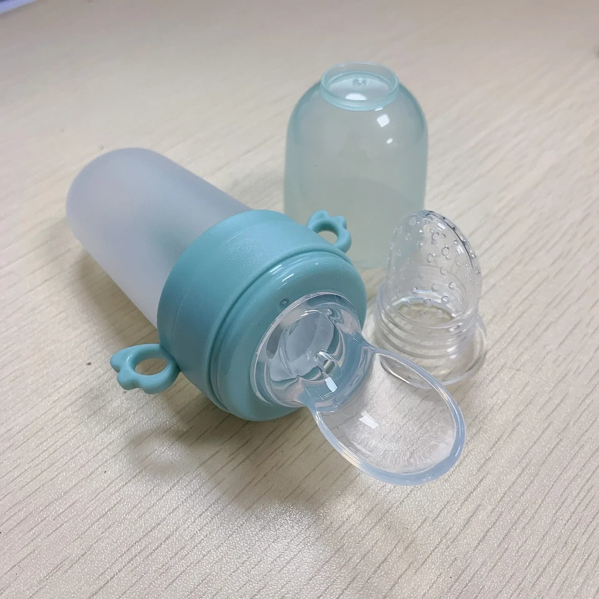 Baby Food Feeding Eat Fruit Complementary Food Baby food Bag Feed Rice Cereal Spoon Silicone Pacifier Tool Baby Accessories