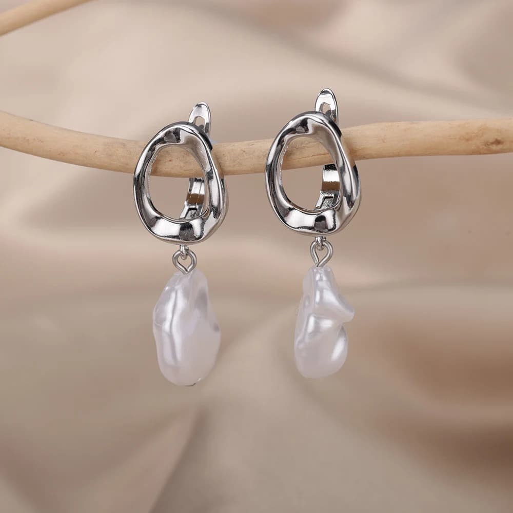 Baroque Pearl Drop Dangle Earrings