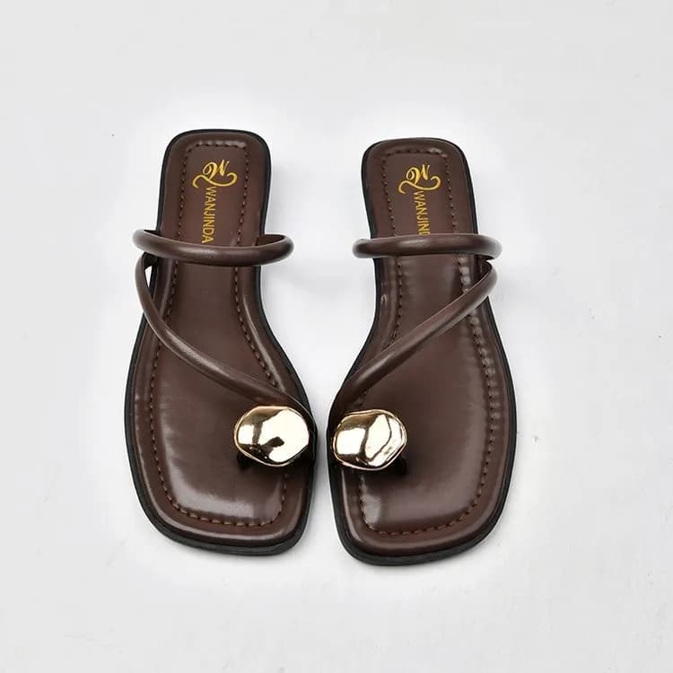 Women's Low-Heeled Clip Toe Sandals