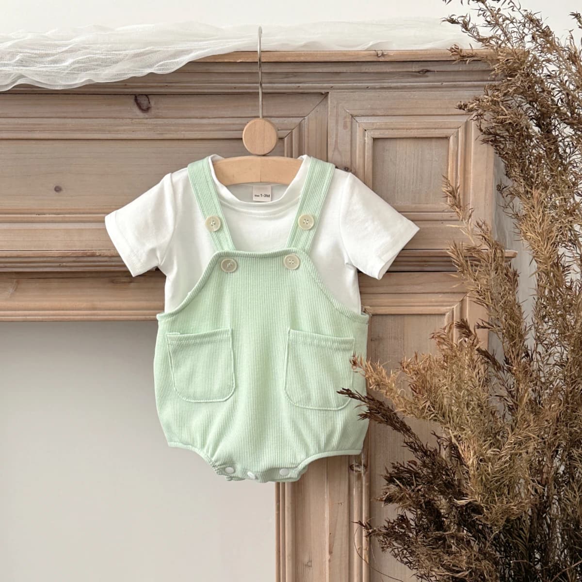 New Baby Clothes  Summer Newborn Boys Girls Rompers Short-Sleeved Harness Infant Clothes Suitable for babies aged 0-18 months