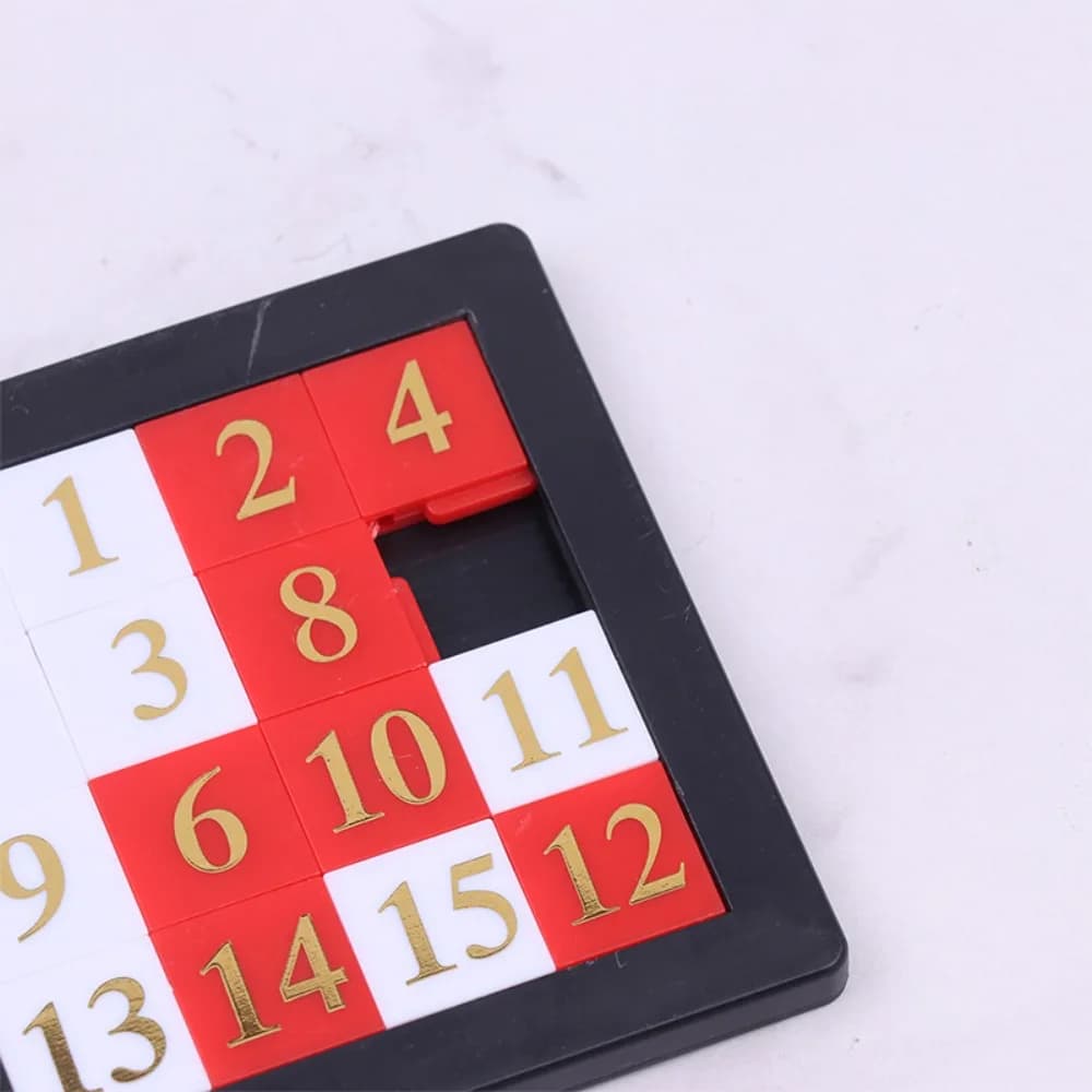 15-Tile Sliding Number Puzzle