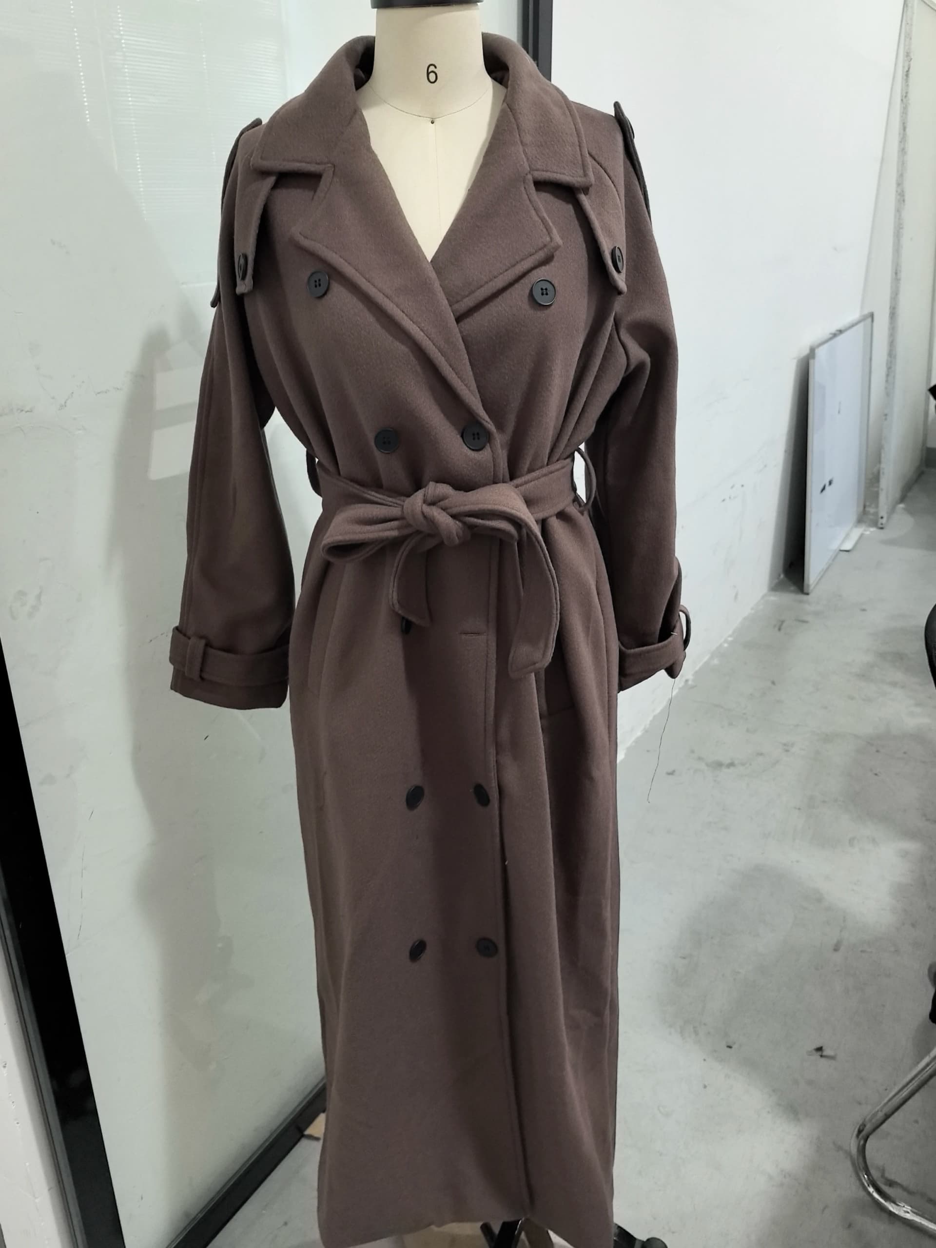 Wool Coat With Tailored Collar and Belt