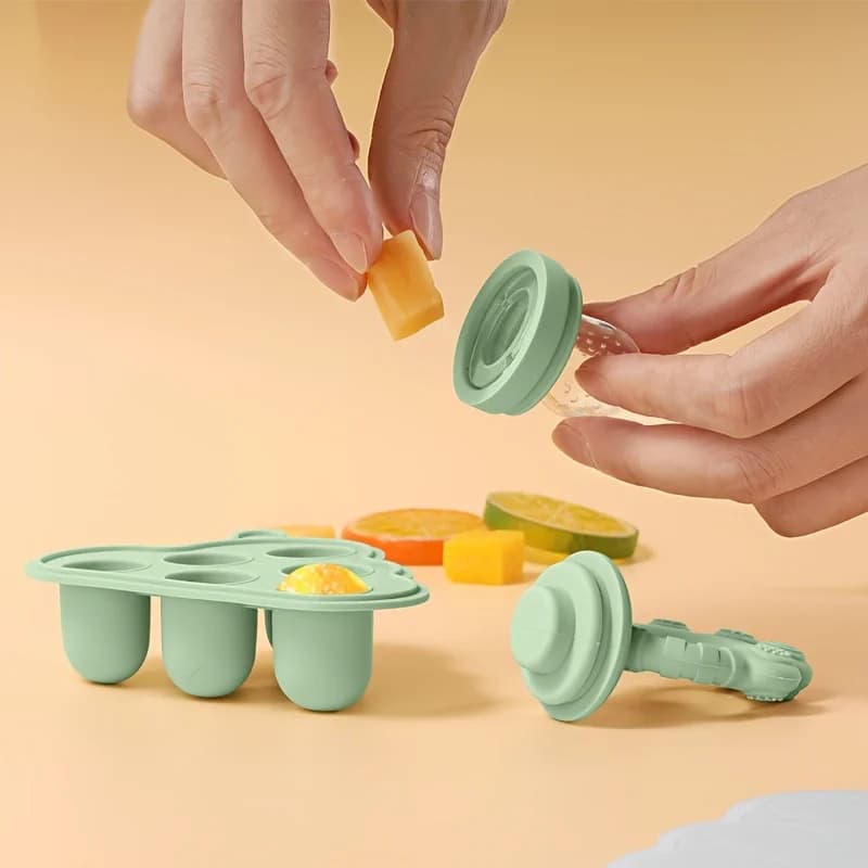 Baby Feeding Set with Fruit Feeder and Freezer Mold