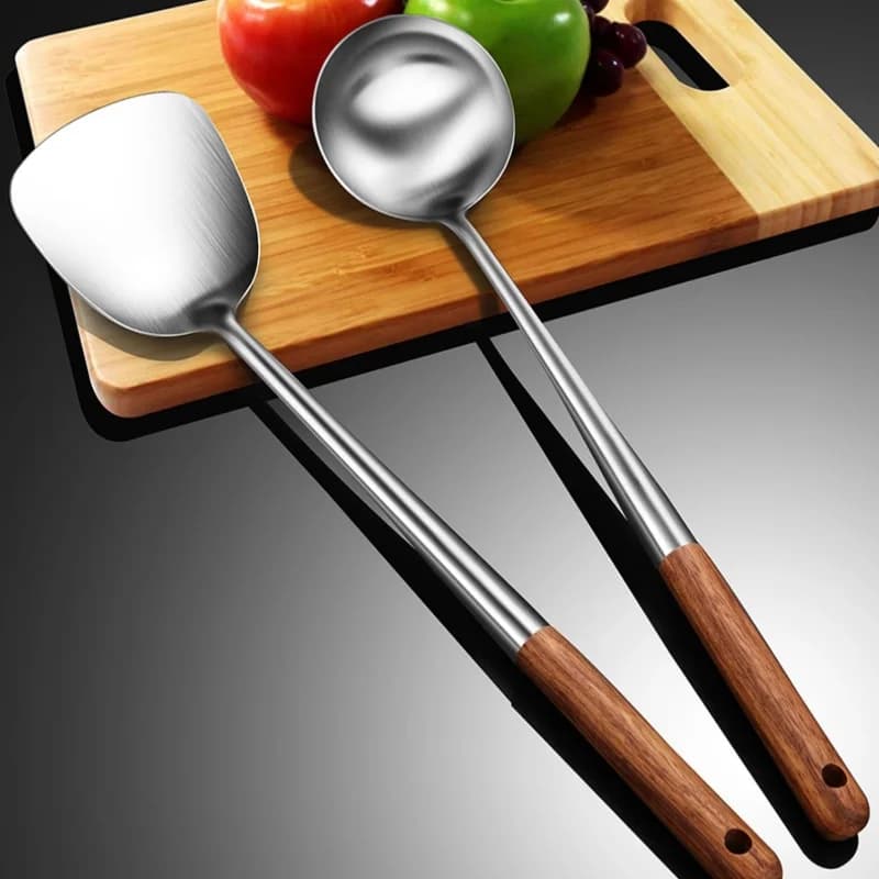 Stainless Steel Fish Frying Spatula with Wood Handle