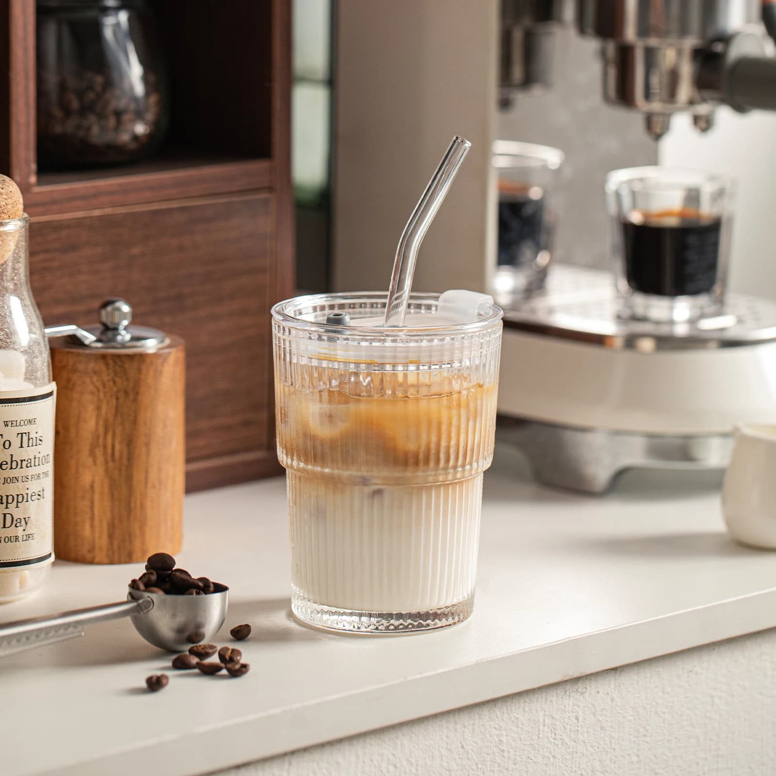 Glass Cups With Lids and Straws