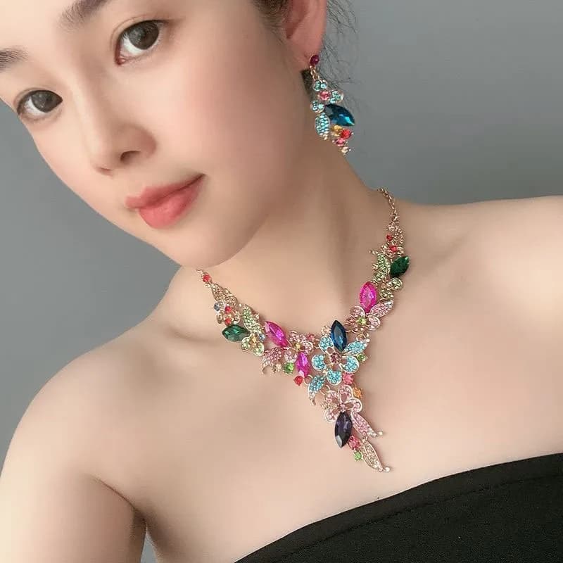 Popular European and American Jewelry Sets, Crystal Necklace, Short Clavicle Chain, Luxurious Fashion Dress, Banquet Evening Dress Accessories for Women