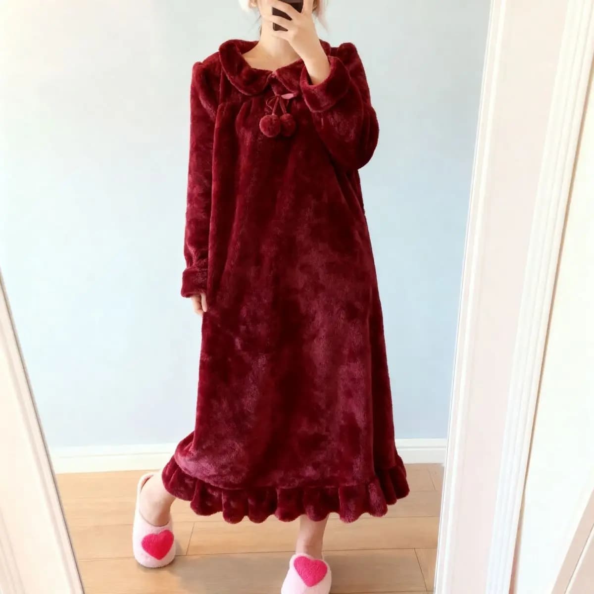 Women's Thick Flannel Long Sleeve Nightgown