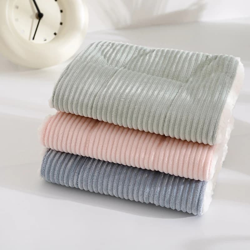 Fleece Winter Bed Mat for Small Pets