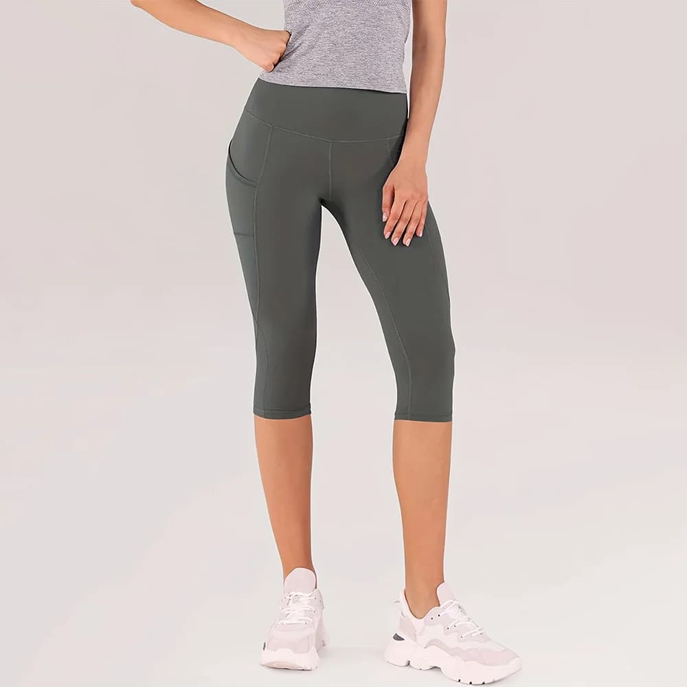 Women's High Waisted Capri Leggings with Pockets