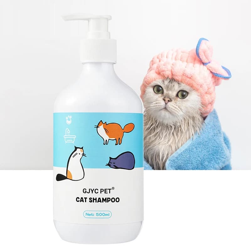 Dogs and Cats Shampoo with Plant Essence