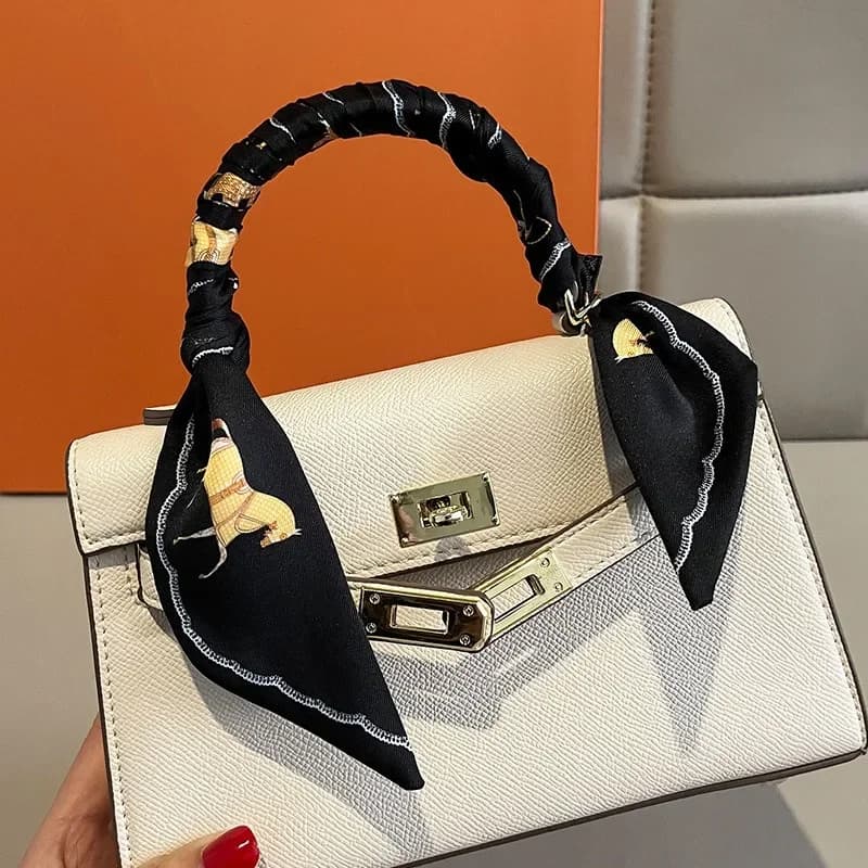 Women Scarf Skinny Silk Scarf The War Horse The Carriage Print Bandana Small Handle Bag Ribbons Female Neckerchief Head Scarves
