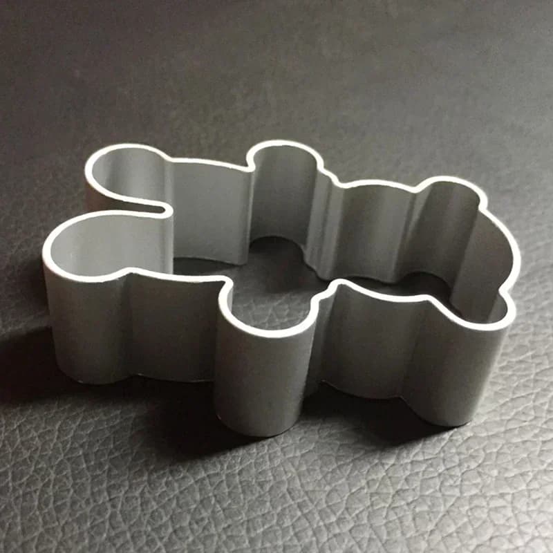 Bear-Shaped Cookie Cutters Metal 3-Piece Set