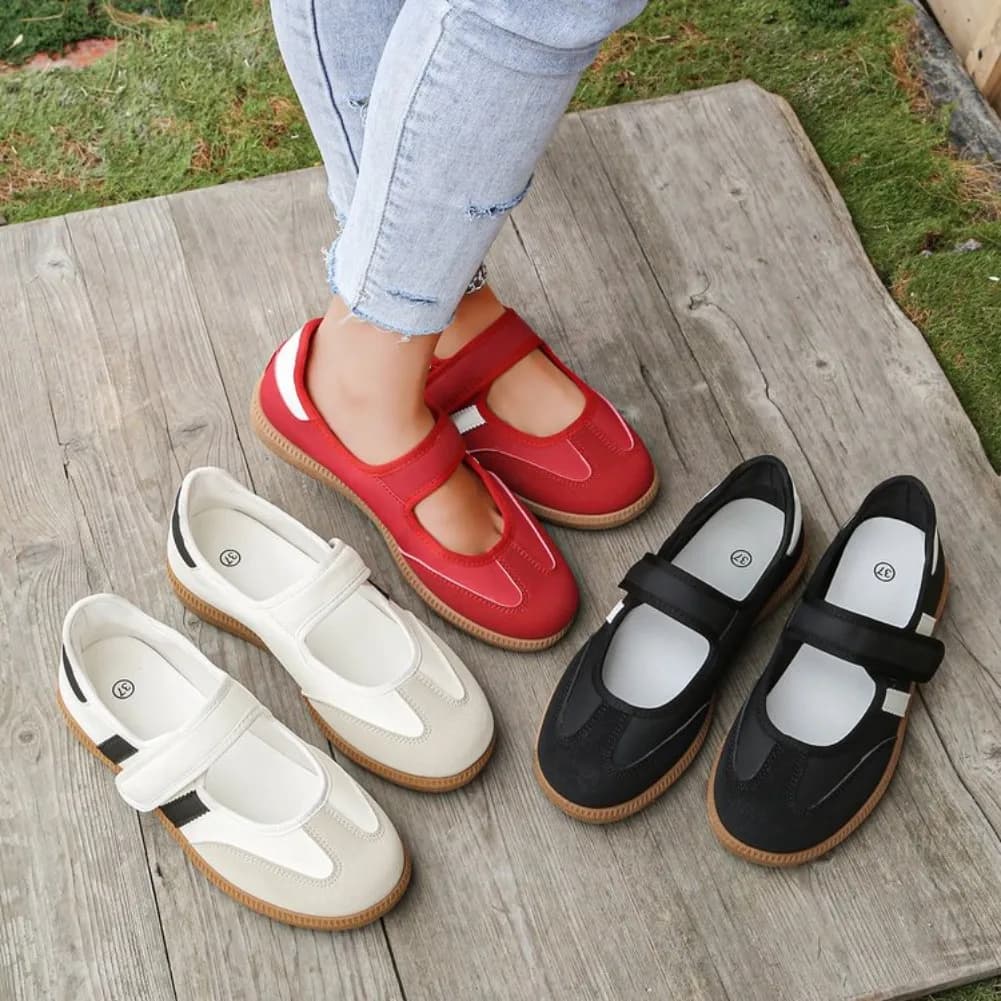 Women Sneakers 2026 New Fashion Solid Shallow Designer Shoes Spring Autumn Soft Soled Loafers Comfort Casual Female Sports Shoes