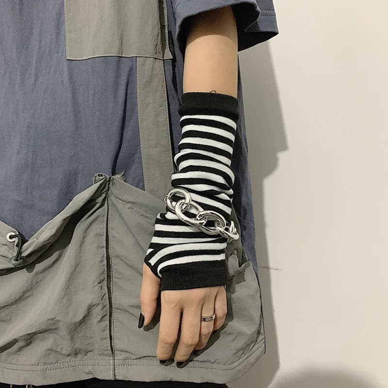 Fingerless Knit Arm Warmers