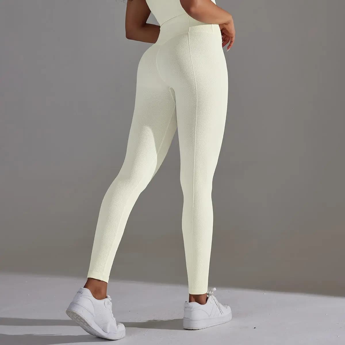 Seamless High-Waist Scrunch Butt Leggings