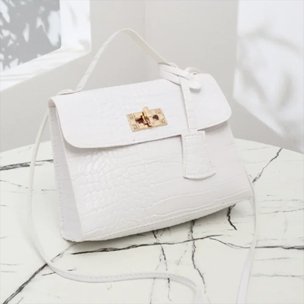 Hand Bags for Women. This Set of Women's Bags for 2024 Is a Great Combination of Style and Functionali Bag Messenger Handbags