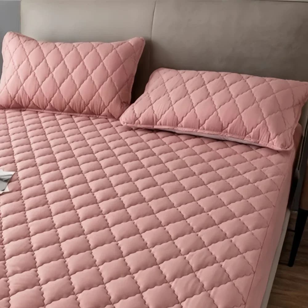 Waterproof Quilted Pillowcase Standard Queen
