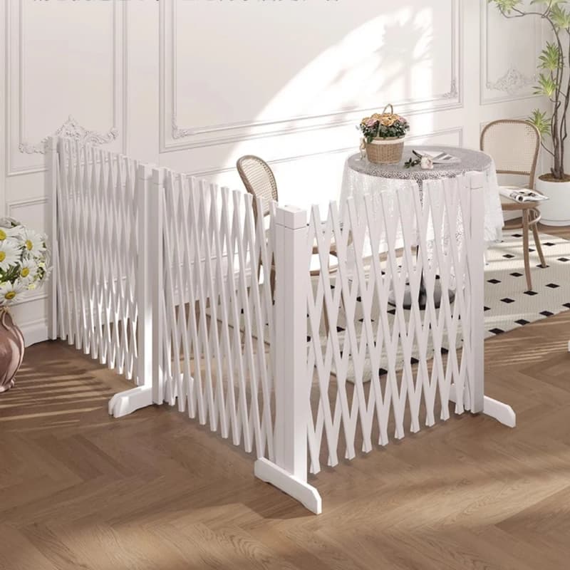Wooden Retractable Puppy Isolation Fence
