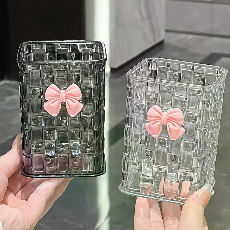 Desktop Pen Holder And Storage Box, Featuring A Bow Decoration And Storage Basket, Suitable For Storing Office Supplies