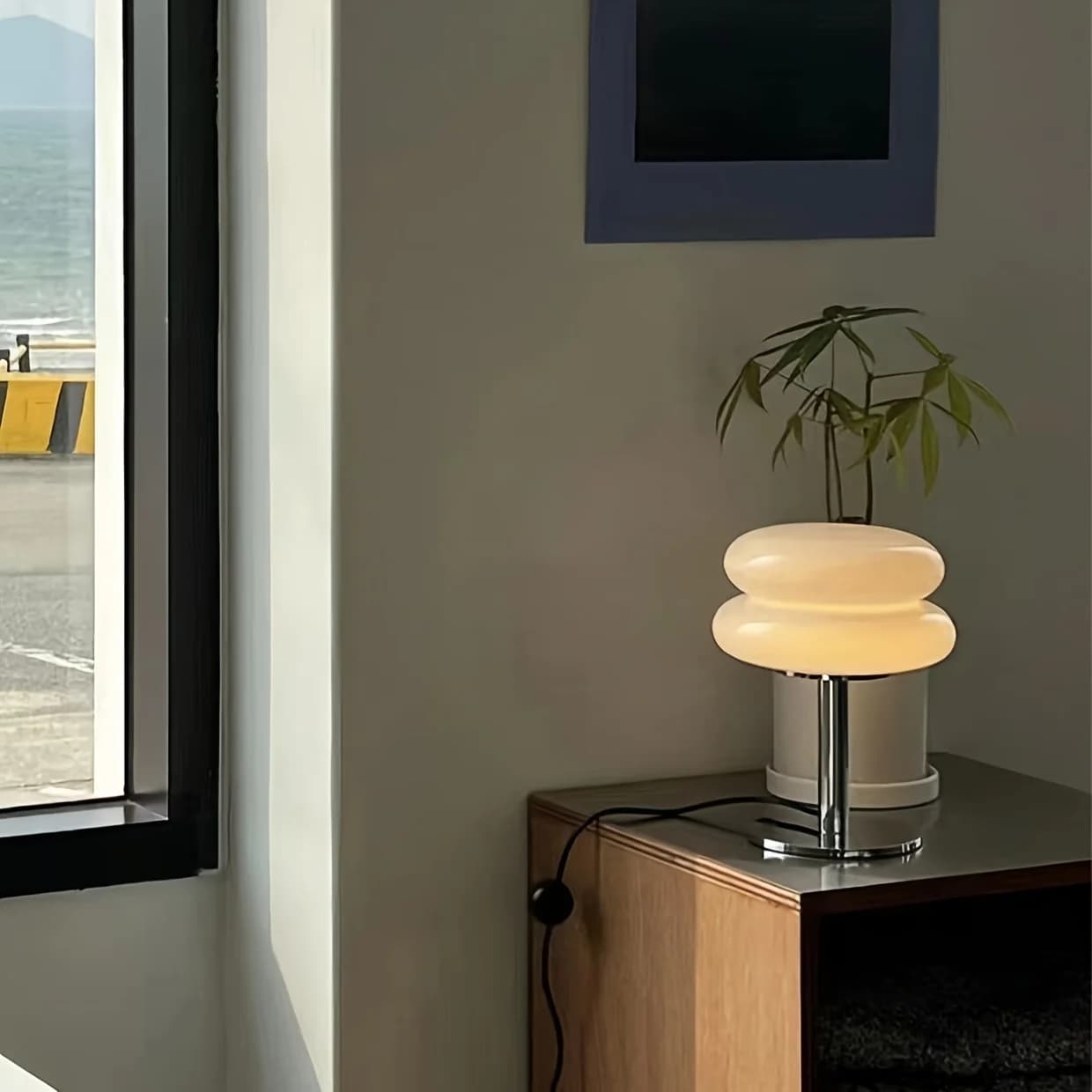 Glass Retro Bedside Table Lamp
