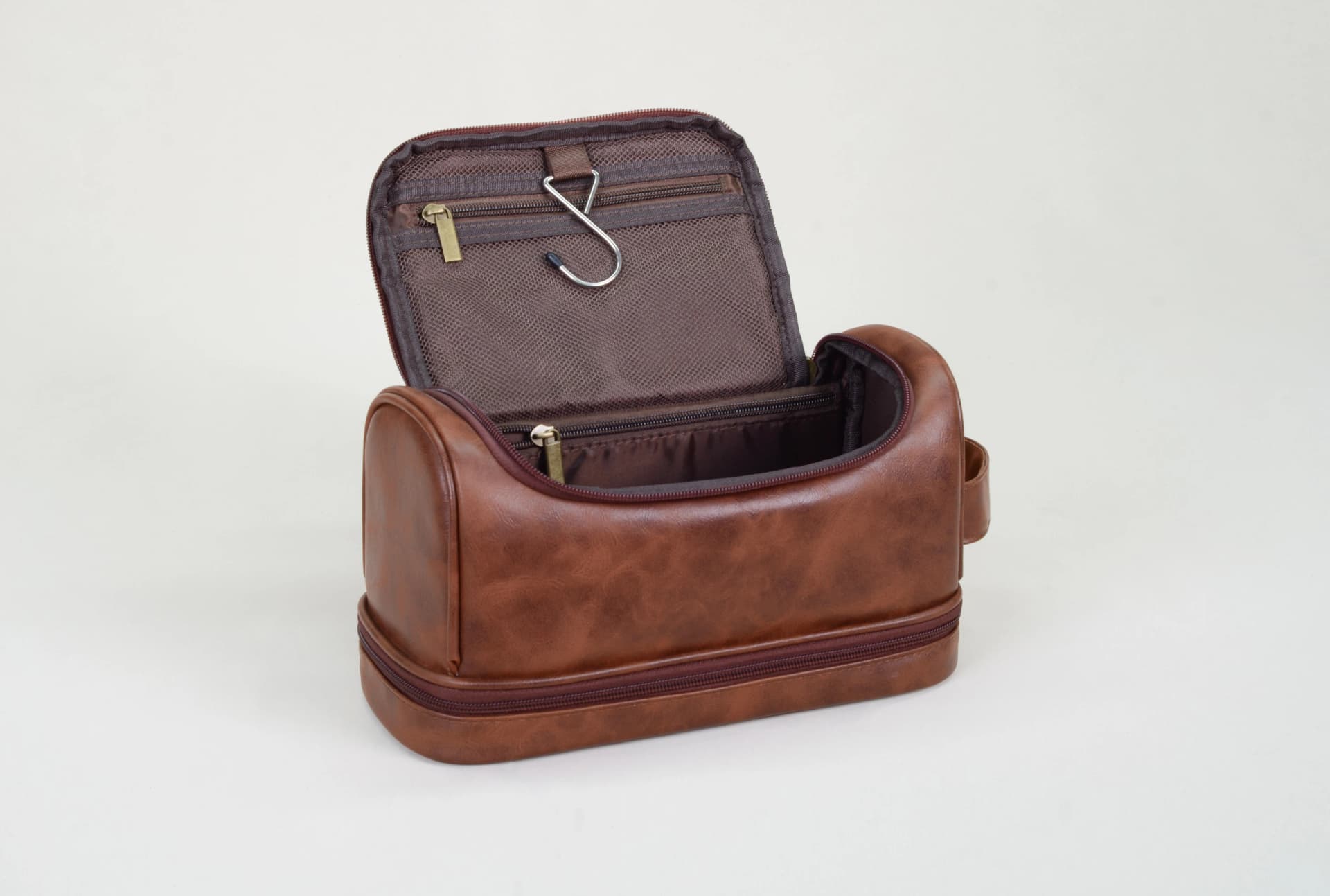 Toiletry Bag, Mens Leather Travel Organizer Kit with Hanging Hook, Large Water-resistant Toiletries Bathroom Shaving Bags