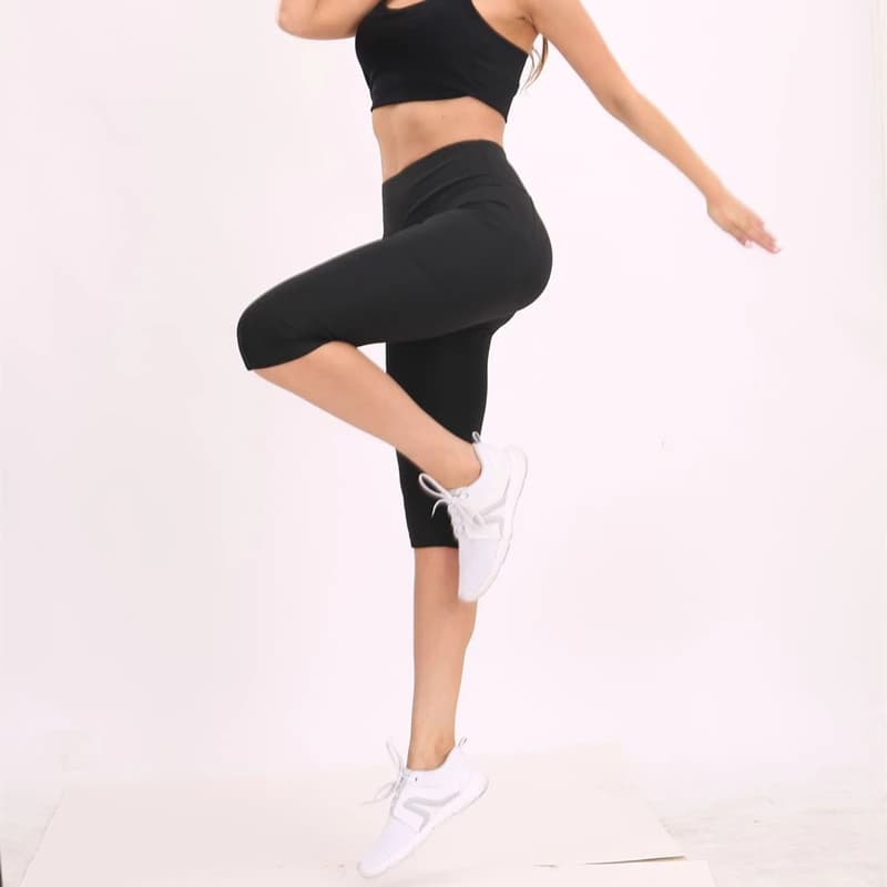 High-Waist Elastic Capri Yoga Leggings