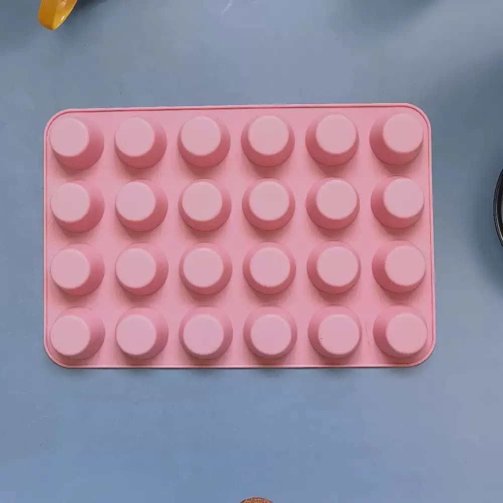 24-Hole Mini Muffin Silicone Baking Pan
