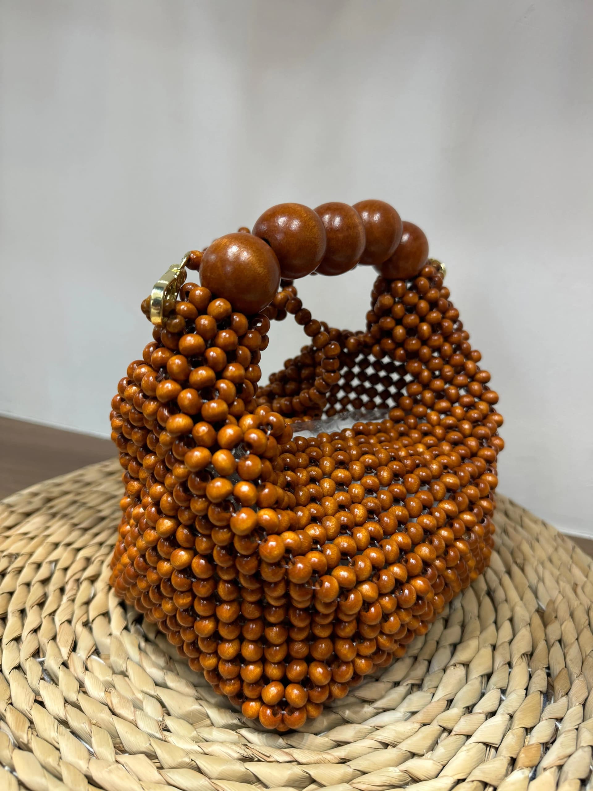 Handmade Woven Handbag Wood Beaded Handbag For Women Exquisite Hollow-out Wooden Beaded Shoulder Bag Female Beach Bag